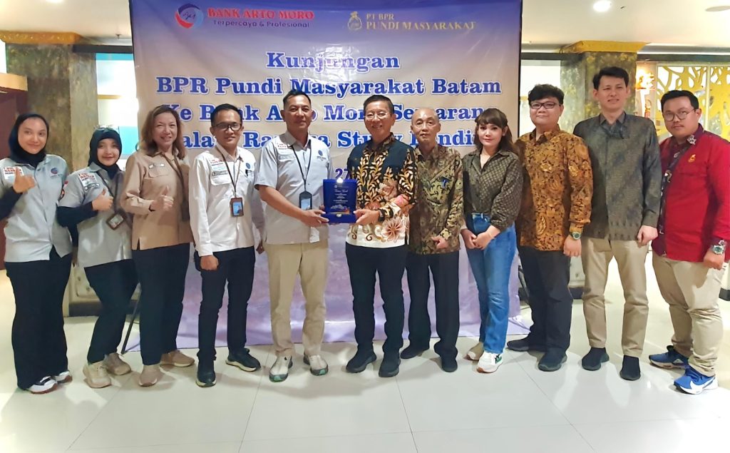 Bank Arto Moro - BPR Pundi Masyarakat Batam