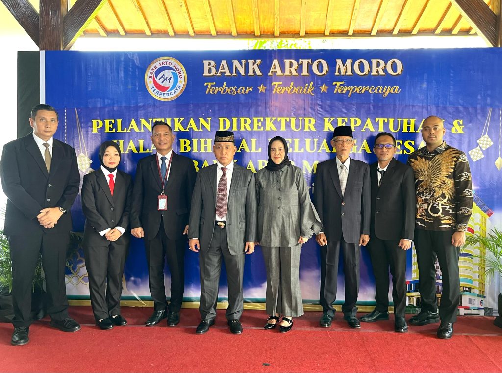 Direktur Kepatuhan Bank Arto Moro